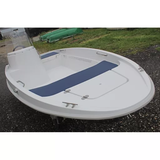 Motorni čoln Latrex 435