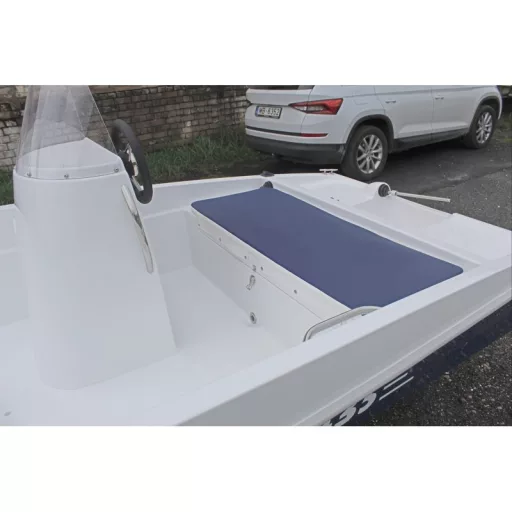 Motorni čoln Latrex 435