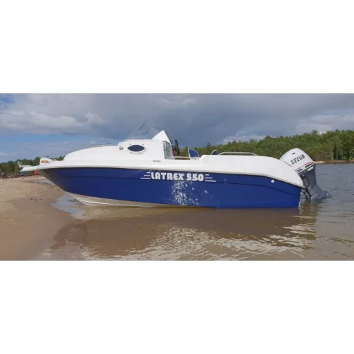 Latrex 550 motorni čoln