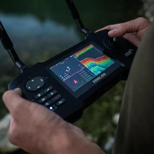 Daljinski upravljalnik Toslon XR-500 - sonar in avtopilot