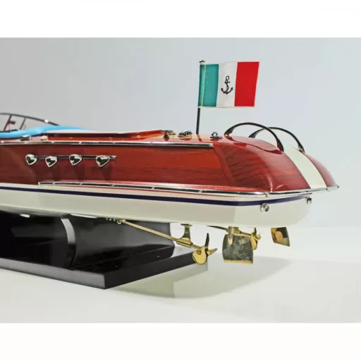Model škornjev Riva Aquarama L66