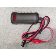 Digitalni tester baterij 12 volt TRX