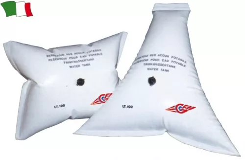 Rezervoar za pitno vodo 55 litrov v zloženem stanju. Trikotnik