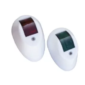 Svetla stran v zeleni in rdeči barvi, plastika.