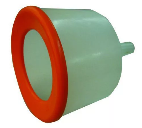 Velik lijak za gorivo, brez cevi