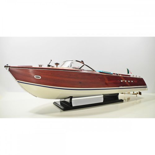 Riva Aquarama pobarvan model