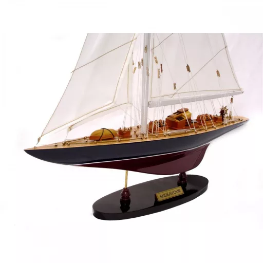 Model ladje Endeavour L60