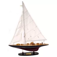 Model jadralnega čolna Endeavour 60 cm 