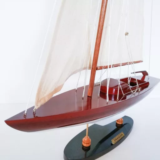 Model čevljev Dragon L50 
